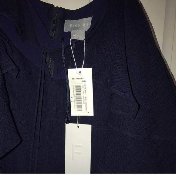 FINDERS Navy Romper - Picture 3 of 3